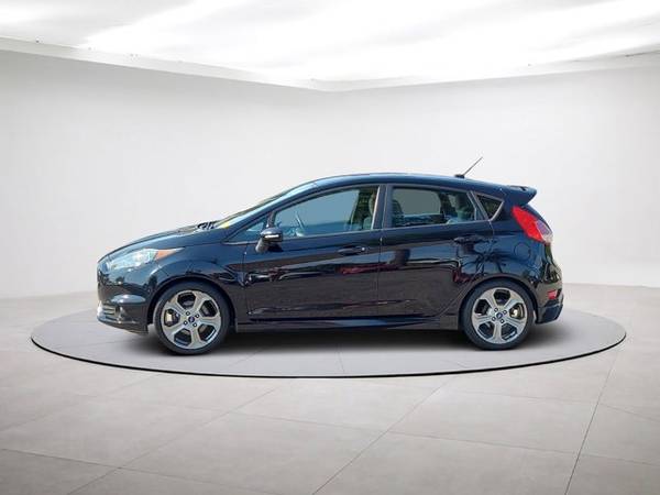 2018 Ford Fiesta ST Hatchback w/ Nav  Sunroof (Ford Fiesta Sedan)