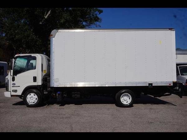 2013 *Isuzu* *NPR *16' Box Truck w/Liftgate* White - $33,997 (SRQ AUTO LLC)