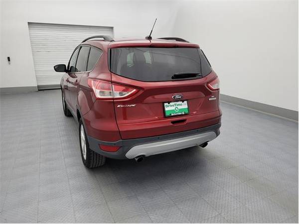 2016 Ford Escape SE - SUV (Ford Escape Red)