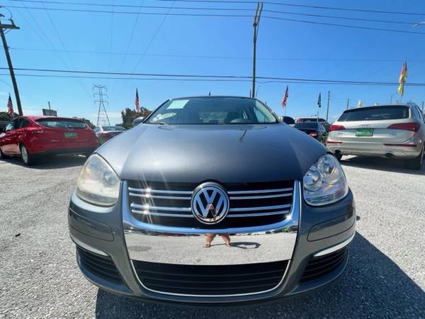 2009 VOLKSWAGEN JETTA SE 4DR SEDAN . - $5,999 (DAS AUTOHAUS IN CLEARWATER)