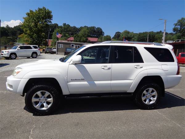 2005 Toyota 4Runner Sport Edition 4WD 4.7L V8 *White* - $12,995 (Franklin, North Carolina)