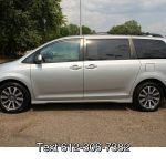2020 Toyota Sienna ONE OWNER AWD LE ... with - $28,900 (minneapolis / st paul)