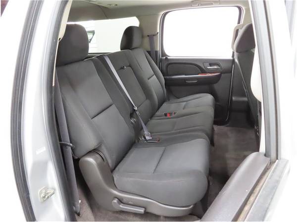 2011 GMC Yukon XL SLE - GOOD/BAD/NO CREDIT OK! - $13,999 (+ Escondido Auto Super Center)