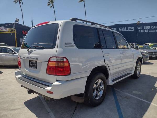 2000 Toyota Land Cruiser - $10,991 (NORTH HOLLYWOOD)