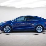 2017 Tesla Model X 75D AWD (Tesla Model X SUV)