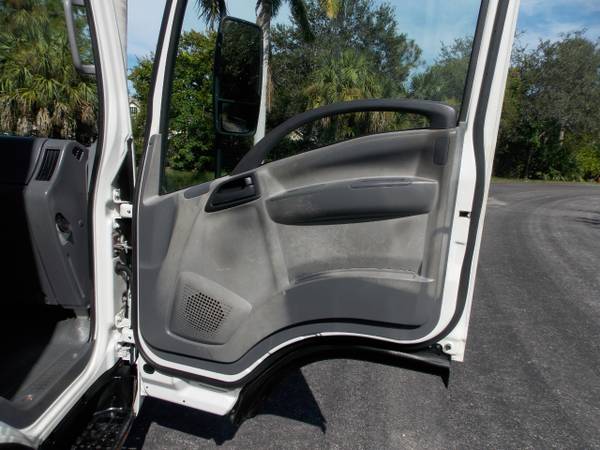 2014 Isuzu NPR HD DSL REG AT 109 WB WHITE CAB IBT PWL - $25,790 (Vero beach)