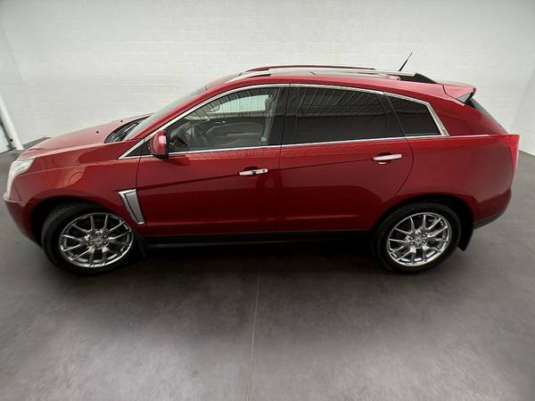 $218/mo - 2014 Cadillac SRX Performance Collection for ONLY - $13,990 (1155 Canton Road Carrollton, OH 44615)