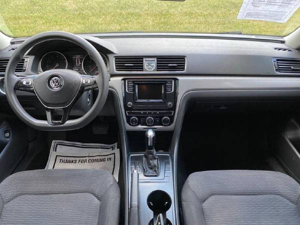 2017 Volkswagen Passat S - $12,800 (Lexington, Kentucky)