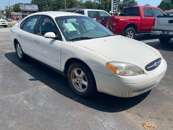 2002 Ford Taurus SES 4dr Sedan - DWN PAYMENT LOW AS $500! - $5,480 (+ VIEW OUR FULL INVENTORY | www.actionnowauto.net)