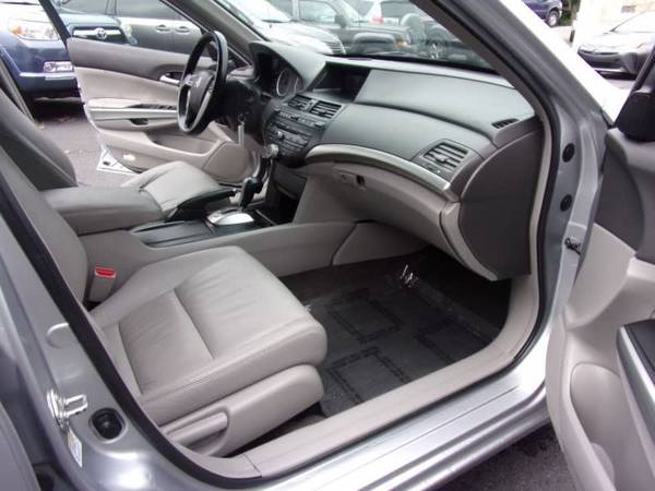 2009 Honda Accord EX L w/Navi 4dr Sedan 5A - $8995.00