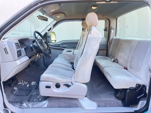 2001 FORD SUPER DUTY F250 F 250 F-250 4WD 7.3L DIESEL LONG BED F350/CLEAN CA - $17,995