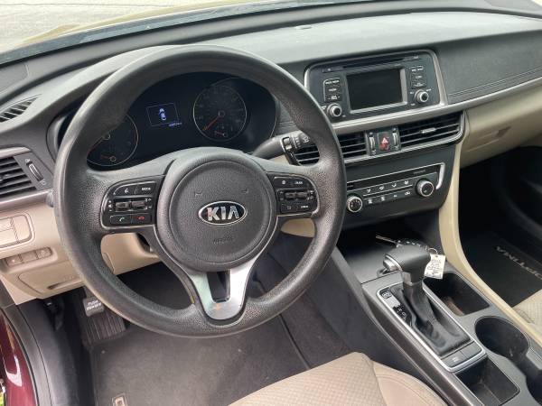 2016 Kia Optima LX 4cyl Auto*autoworldil.com* "WELL MAINTAINED OPTIMA" - $10,995 ($10995-CASH  "Carbondale,IL")