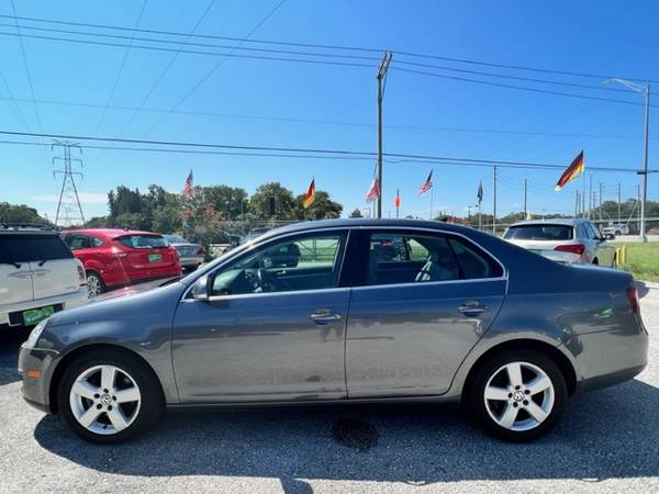 2009 VOLKSWAGEN JETTA SE 4DR SEDAN . - $5,999 (DAS AUTOHAUS IN CLEARWATER)