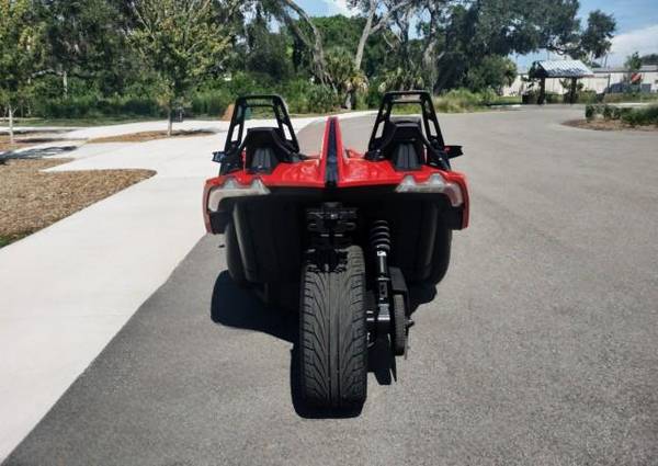 2021 Polaris SLINGSHOT SL AUTOMATIC RUNS GREAT FREE SHIPPING IN FLORIDA SL - $20,995 (+ Gulf Coast Auto Brokers)