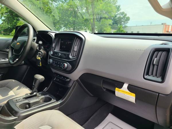 2021 Chevrolet Colorado WT 3.6L V6 4WD - $24,900 (Redford)