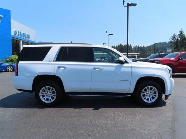 2017 GMC Yukon SLT 1GKS2BKC3HR148029 - $31,996