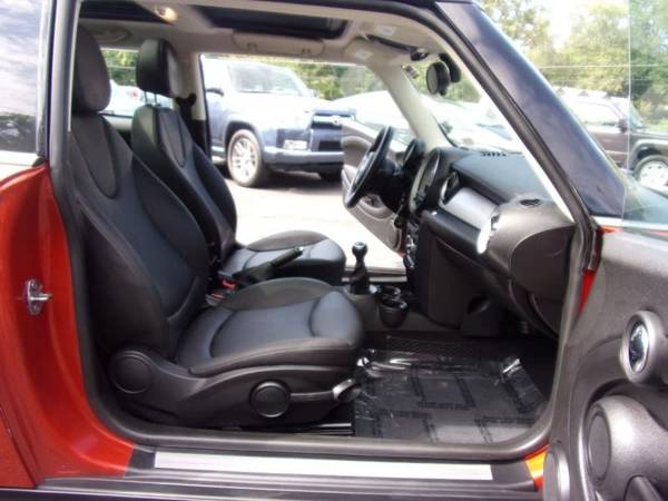 2012 MINI Cooper Hardtop Base 2dr Hatchback - $10995.00