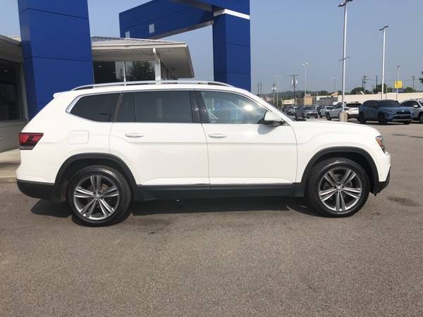 Used 2018 Volkswagen Atlas AWD 4D Sport Utility / SUV SEL Premium (call 304-449-5365)