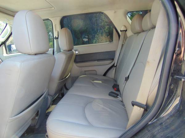 2010 Mercury Mariner FWD 4dr Hybrid - $6,995 (Roseville Auto Center)