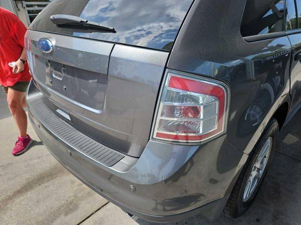 2009 FORD EDGE SE EZ FINANCING AVAILABLE - $4,988 (+ See Matt Taylor at Springfield select autos)