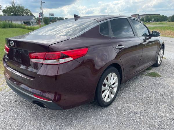 2016 Kia Optima LX 4cyl Auto*autoworldil.com* "WELL MAINTAINED OPTIMA" - $10,995 ($10995-CASH  "Carbondale,IL")