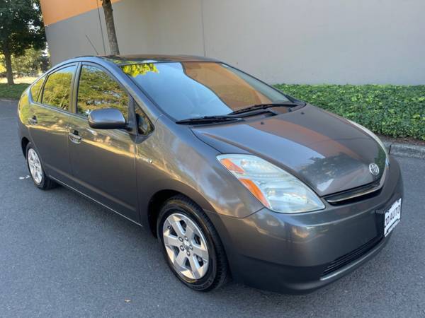 2007 TOYOTA PRIUS HYBRID HATCHBACK 4DR/NEW BATTERY/LOW MILES - $8,995