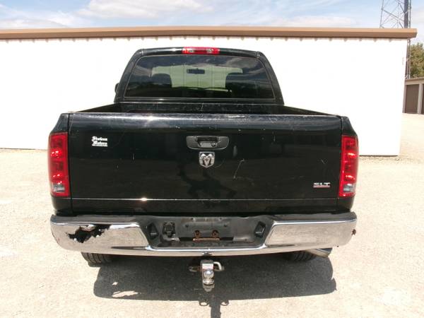 2005 Dodge Ram 1500 Laramie Quad Cab Short Bed 2WD - $5,200 (Wilmington)