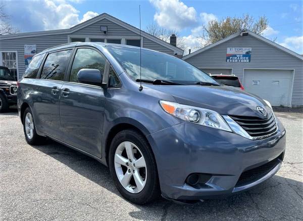 2014 Toyota Sienna LE AWD LOW MILES/Financing for ALL CREDIT !!! ((978)826-9999/ToplineImport dot com)