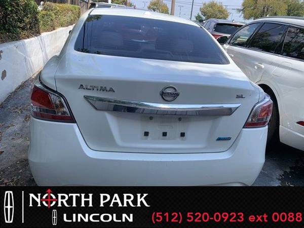 2014 Nissan Altima  2.5 SL - sedan - $15,495 (Nissan Altima Pearl White)