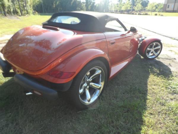 2001 Plymouth Prowler Salsa Red Pearlcoat - $27,900 (wilmington)